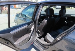 2013 Volkswagen Golf R - Image 22