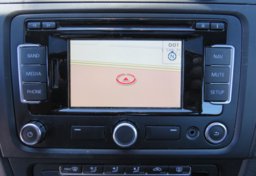 2013 Volkswagen Golf R - Image 34