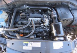 2013 Volkswagen Golf R - Image 52