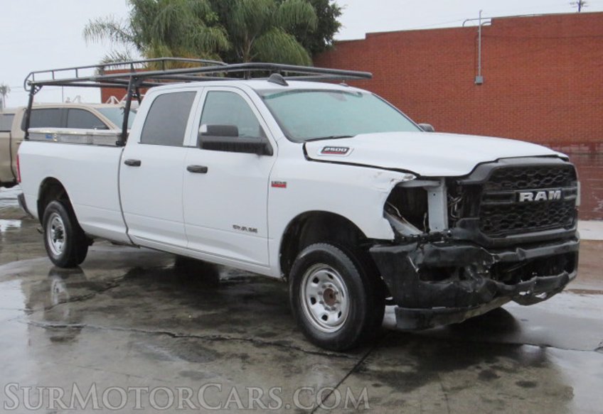 2022 Ram 2500 - Image 4