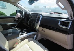 2018 Nissan Titan XD - Image 21