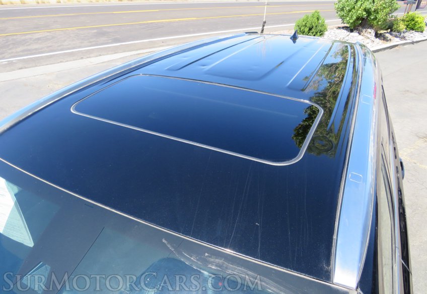 2017 Toyota Highlander - Image 16