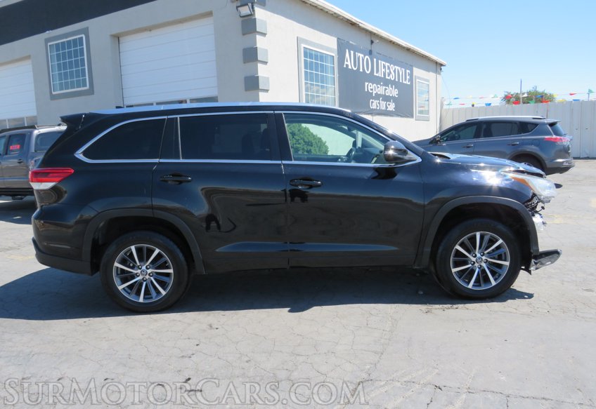 2017 Toyota Highlander - Image 10