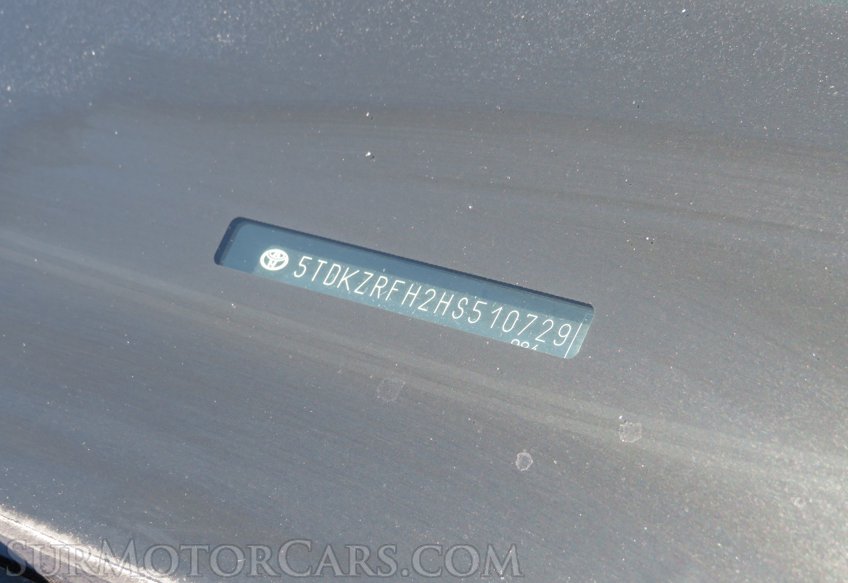 2017 Toyota Highlander - Image 56