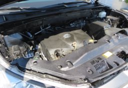 2017 Toyota Highlander - Image 53