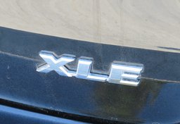 2017 Toyota Highlander - Image 22