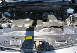 2017 Toyota Highlander - Image 52