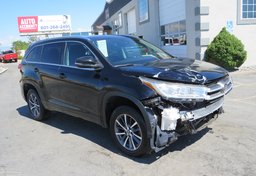 2017 Toyota Highlander - Image 3