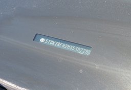 2017 Toyota Highlander - Image 56