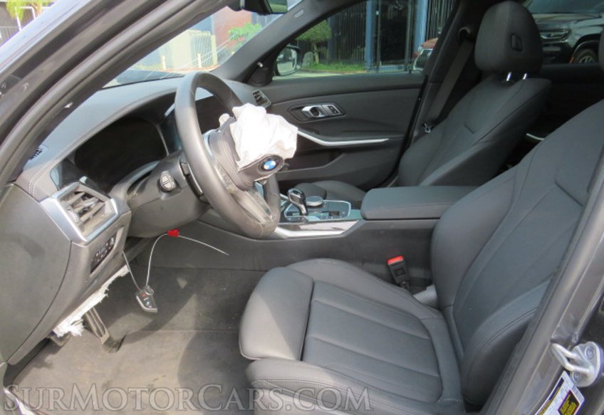 2021 BMW 3 Series - Image 27