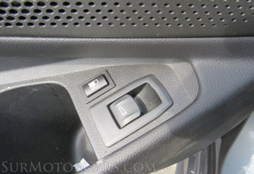 2021 BMW 3 Series - Image 44