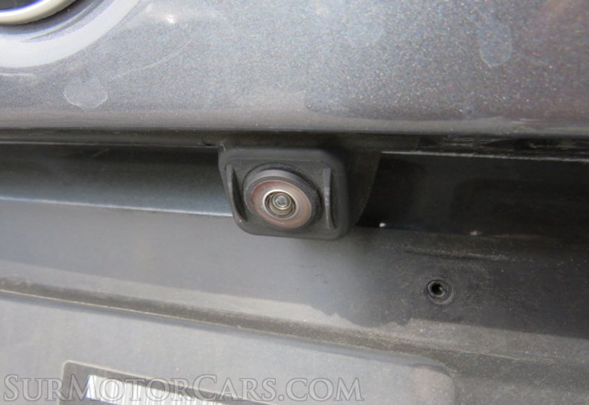 2021 BMW 3 Series - Image 18