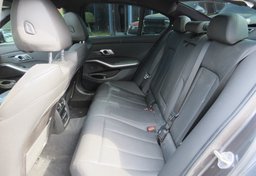 2021 BMW 3 Series - Image 31