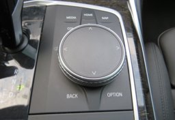 2021 BMW 3 Series - Image 51