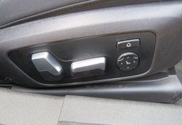 2021 BMW 3 Series - Image 39