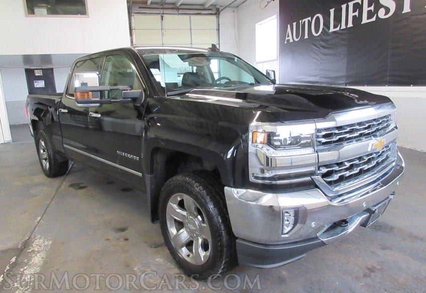 2017 Chevrolet Silverado 1500 - Image 4