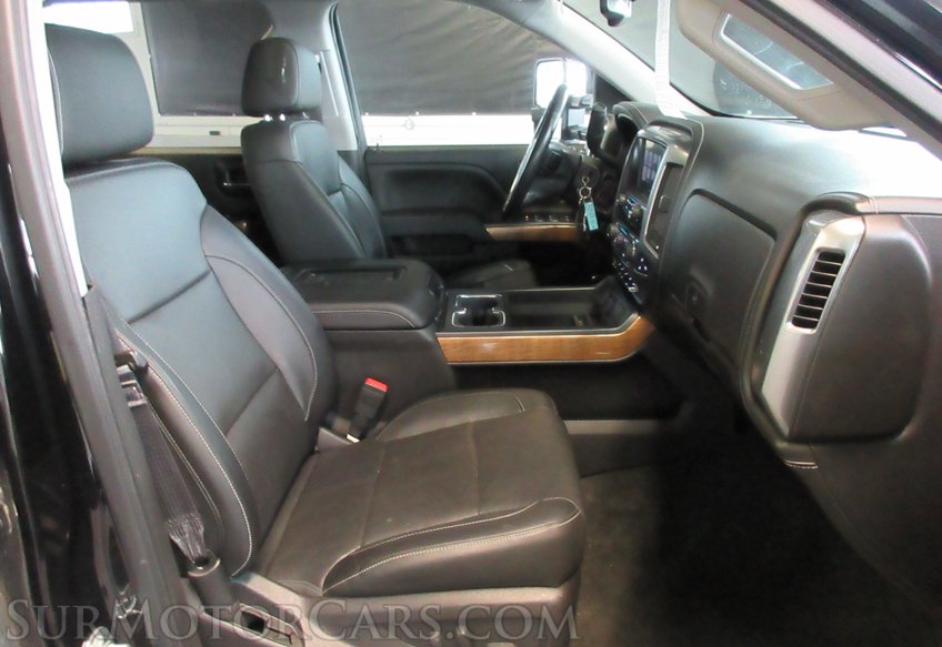 2017 Chevrolet Silverado 1500 - Image 29