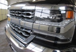 2017 Chevrolet Silverado 1500 - Image 24