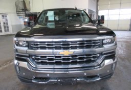 2017 Chevrolet Silverado 1500 - Image 12
