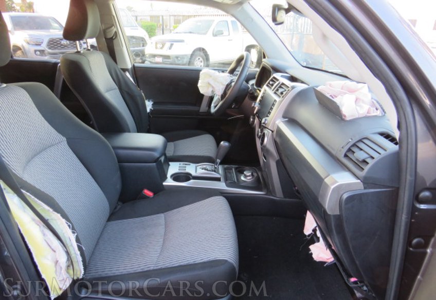 2022 Toyota 4Runner - Image 26