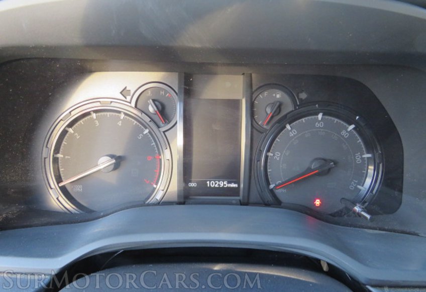 2022 Toyota 4Runner - Image 32