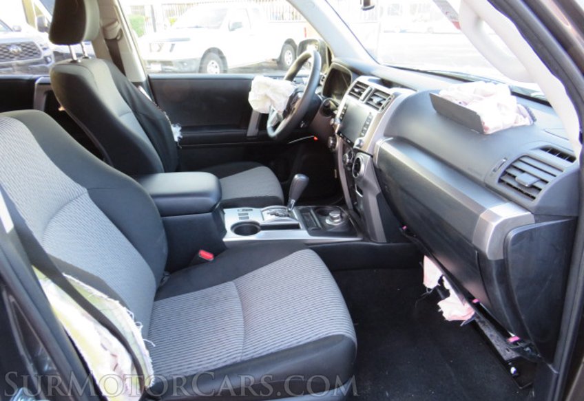 2022 Toyota 4Runner - Image 24