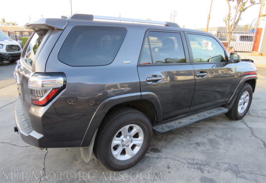 2022 Toyota 4Runner - Image 7