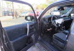 2022 Toyota 4Runner - Image 19