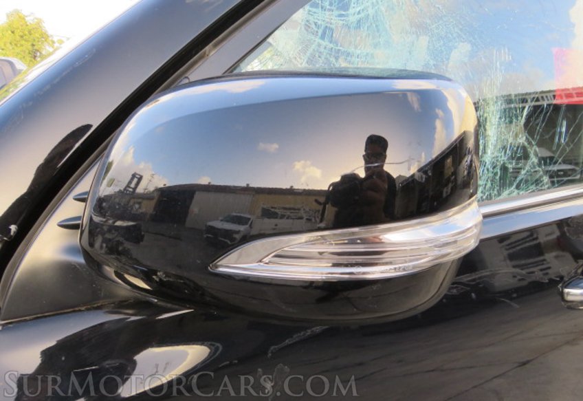 2021 Lexus GX - Image 14