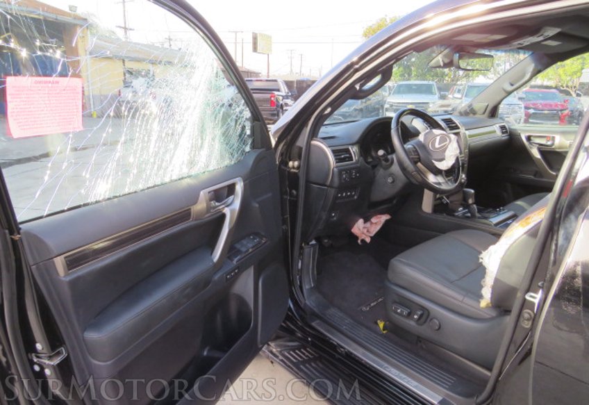 2021 Lexus GX - Image 19