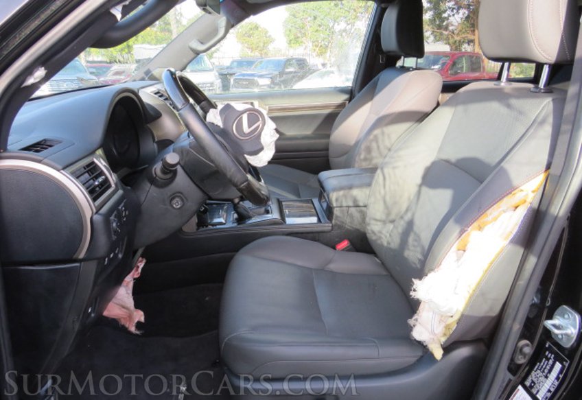 2021 Lexus GX - Image 23