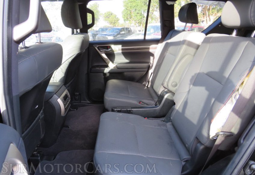 2021 Lexus GX - Image 27