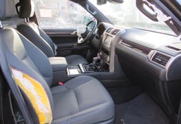 2021 Lexus GX - Image 24