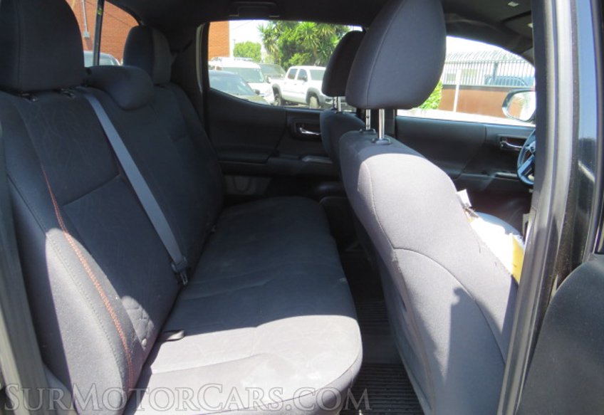 2019 Toyota Tacoma 4WD - Image 32