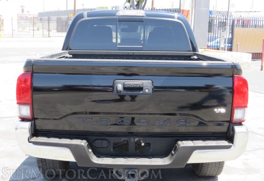 2019 Toyota Tacoma 4WD - Image 12