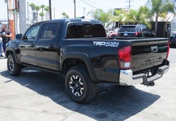 2019 Toyota Tacoma 4WD - Image 9