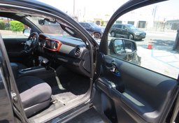 2019 Toyota Tacoma 4WD - Image 25