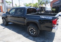 2019 Toyota Tacoma 4WD - Image 7
