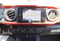 2019 Toyota Tacoma 4WD - Image 40