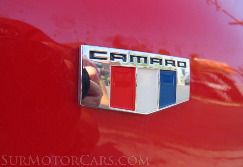 2020 Chevrolet Camaro - Image 17