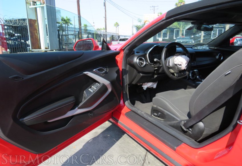 2020 Chevrolet Camaro - Image 20