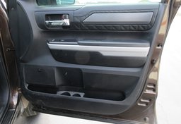 2020 Toyota Tundra - Image 78