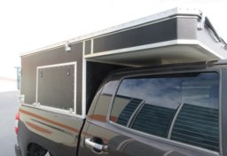 2020 Toyota Tundra - Image 30