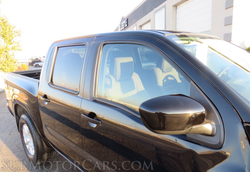 2022 Nissan Frontier - Image 12