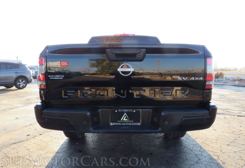 2022 Nissan Frontier - Image 11