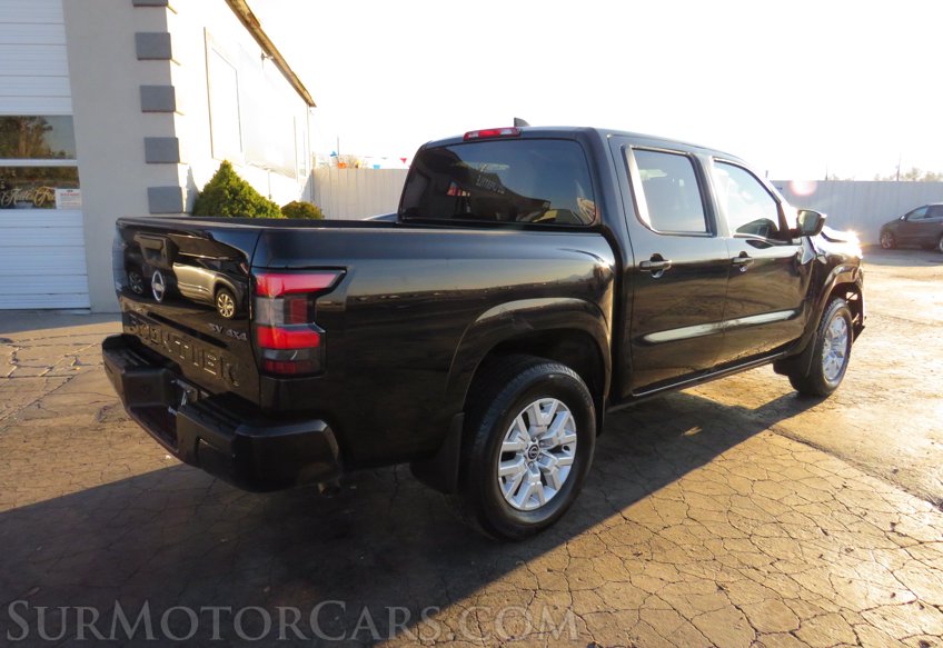 2022 Nissan Frontier - Image 8