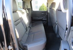 2022 Nissan Frontier - Image 29