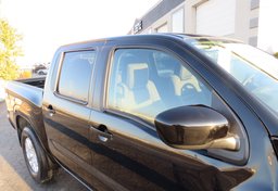 2022 Nissan Frontier - Image 12