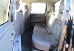 2022 Nissan Frontier - Image 34