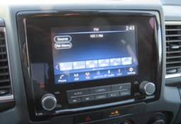 2022 Nissan Frontier - Image 40